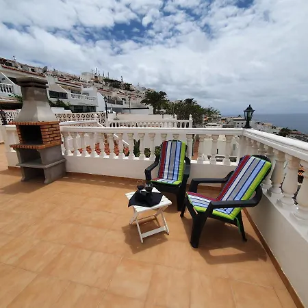 Rooftop Sun Lounge With Ocean Views *