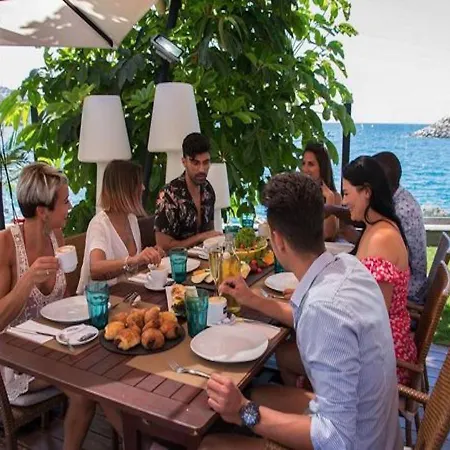 Rooftop Sun Lounge With Ocean Views * Los Caideros