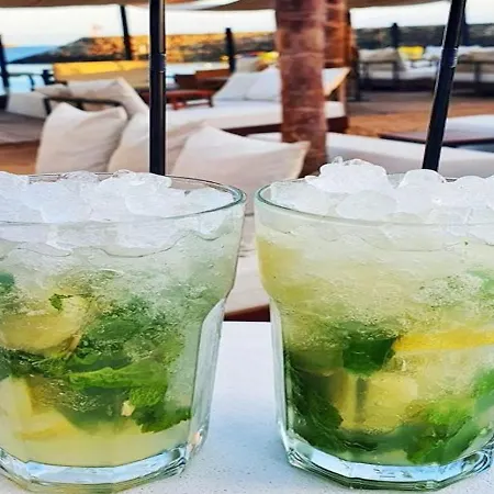 Rooftop Sun Lounge With Ocean Views * Los Caideros